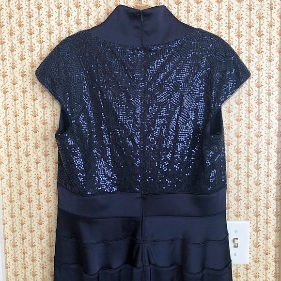 Tadashi Shoji Sequin Collared Navy Blue Formal Maxi Gown | 14 - Picture 4 of 5